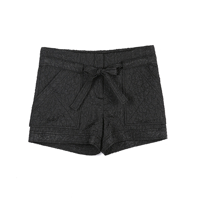 B528 Women Solid crinkle textured belted mini shorts