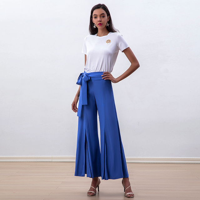 P232 Women Solid high-waisted belted front slit flare leg cropped pants