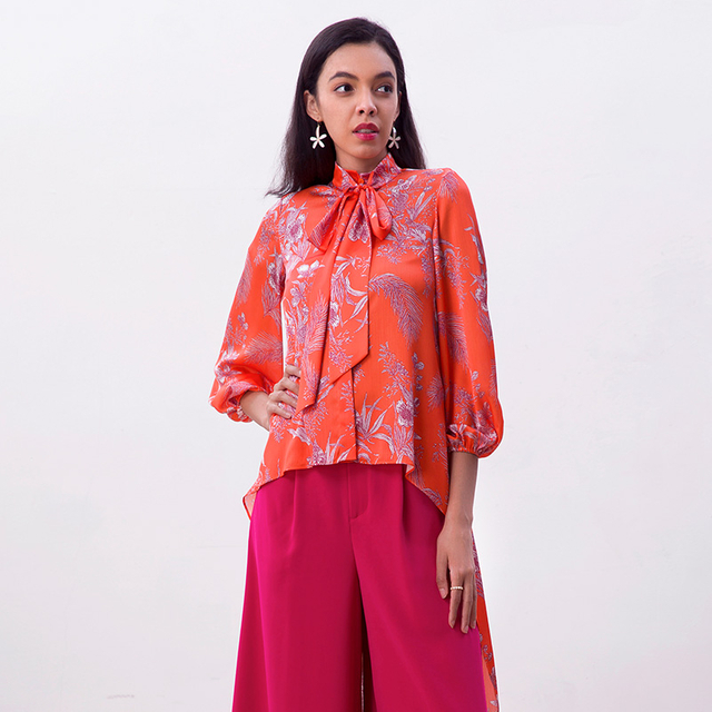 T058 Women Floral print lantern sleeves asymmetric hem neck tie shirt