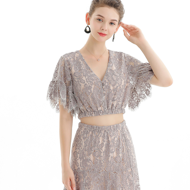 T064-2 Women floral lace V neck flutter sleeve elasticated hem cropped blouse